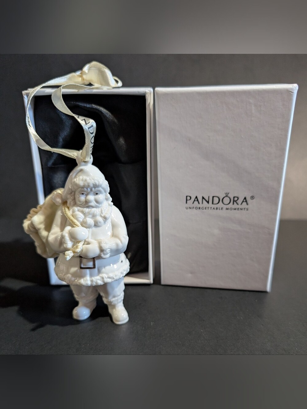 PANDORA Santa & Sack Holiday Christmas Ornament W/Box 2013 Unforgettable Moments
